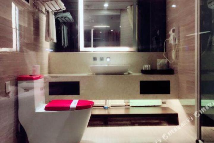 Jinlong Hotel