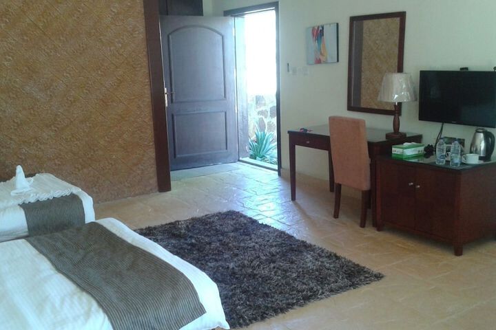 Room 2 of 23