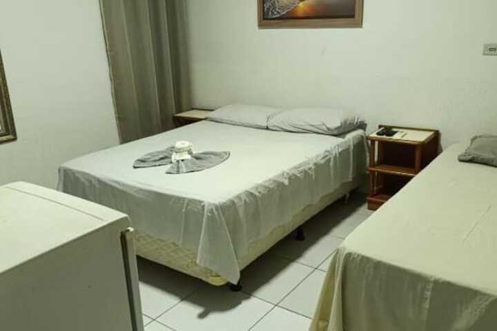 Room 21 of 34