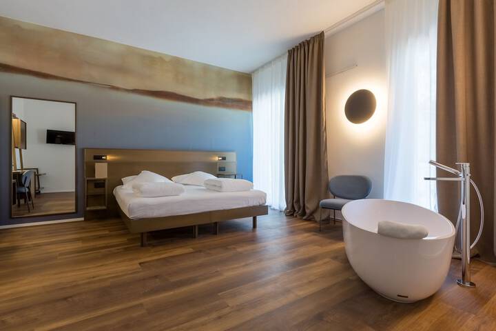 Room 70 of 138