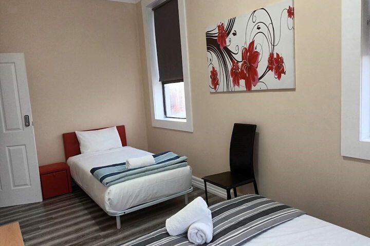 Room 21 of 43