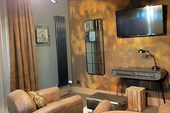 Room 7 of 21