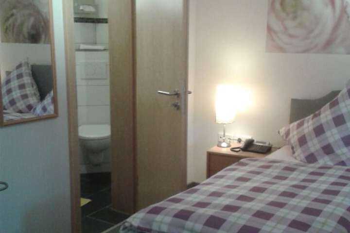 Room 6 of 55