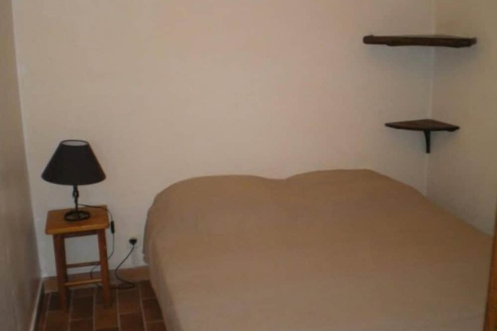 Room 4 of 29