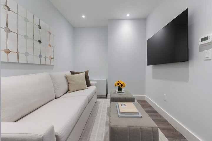 Room 405 of 626