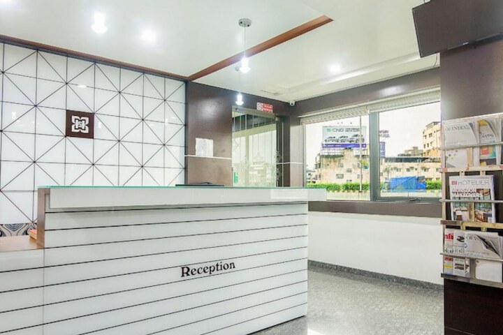 Entrance & Lobby
