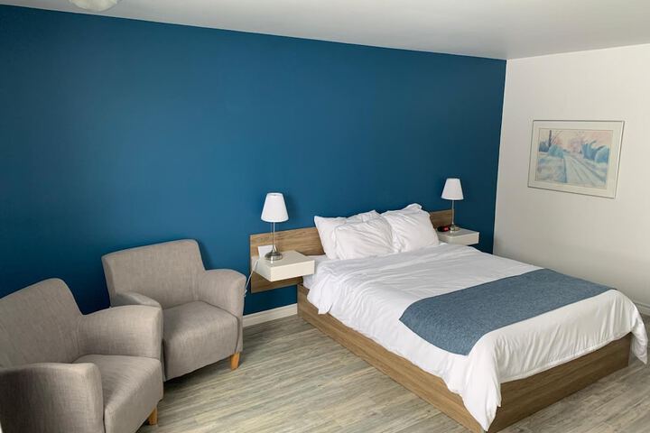 Room 12 of 38
