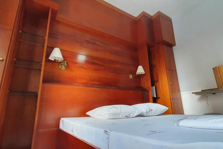 Room 28 of 55
