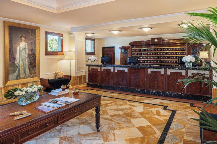 Hotel Interior 15 of 119