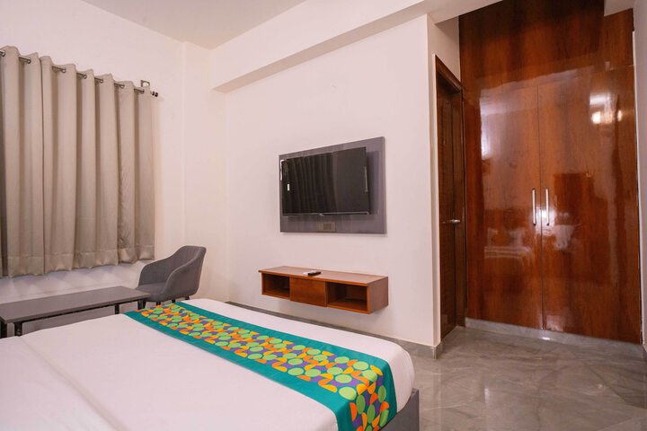 Room 12 of 49