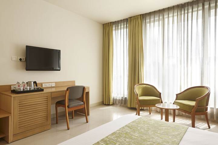 Room 16 of 45