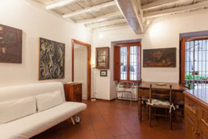 Room 18 of 21