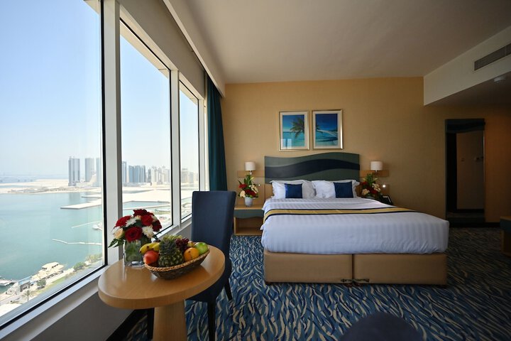 Room 12 of 37