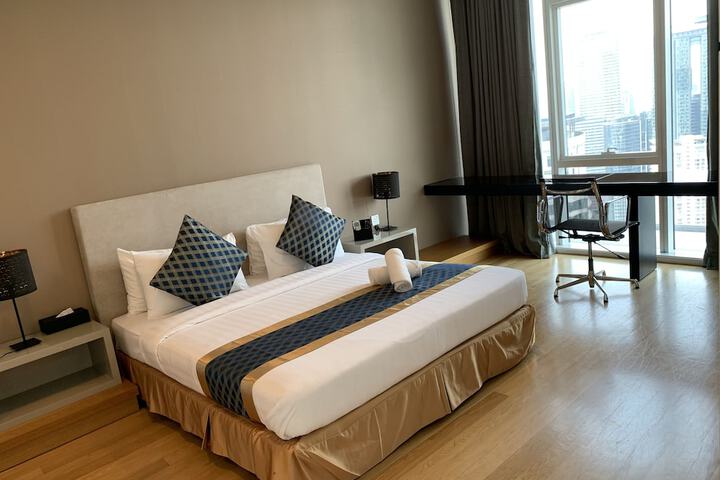 Room 56 of 113