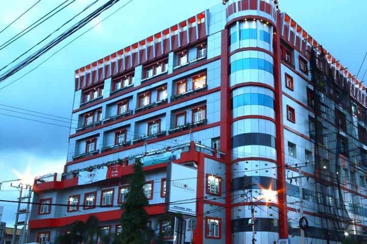 Exterior of Grand Puncak Lestari Hotel