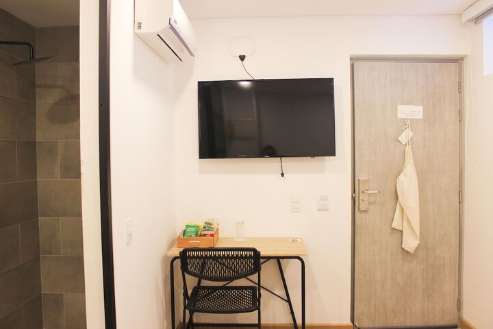 Room 25 of 62