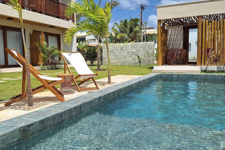 Pool 14 of 44
