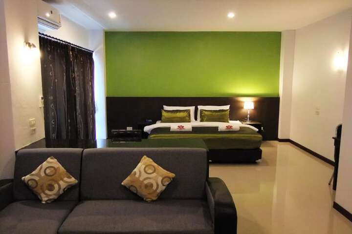 Room 26 of 51