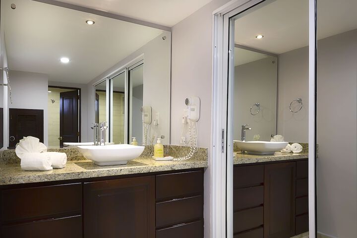Clean Restrooms