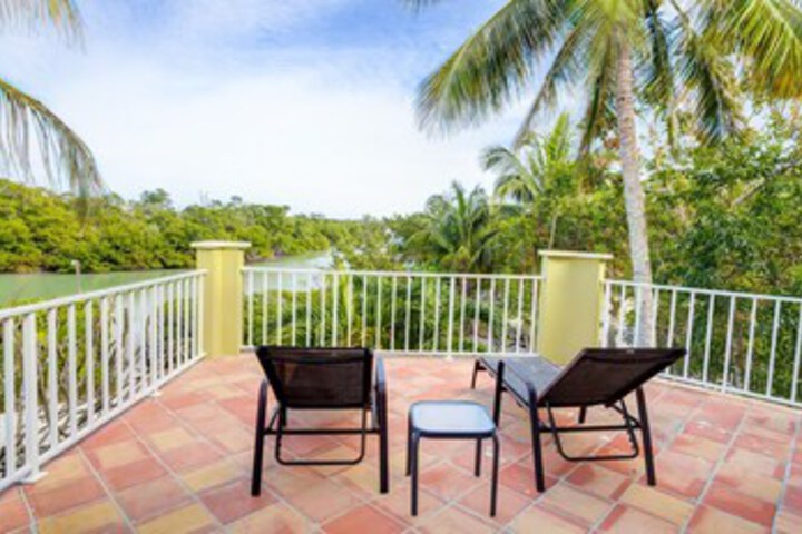 Terrace/Patio 36 of 39