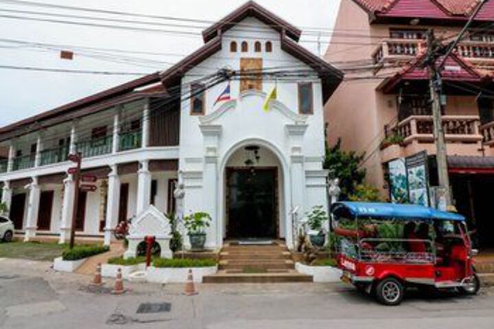 Hotel 38 of 74