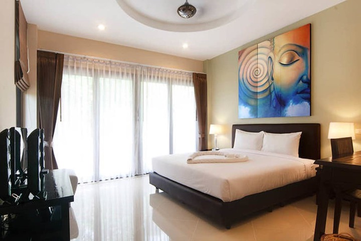 Room 16 of 132