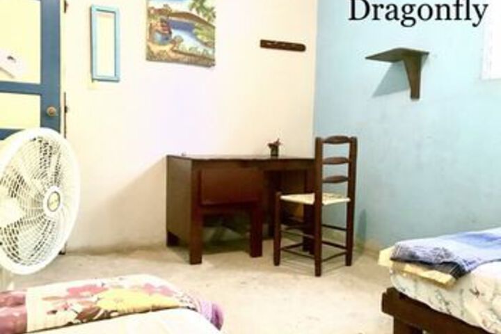 Room 27 of 71
