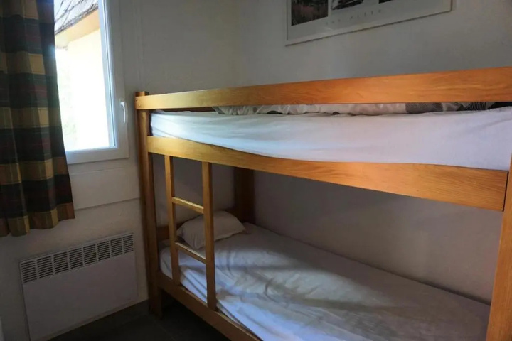 Room 3 of 5