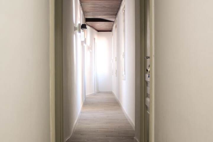 Ballroom/Hall 65 of 71