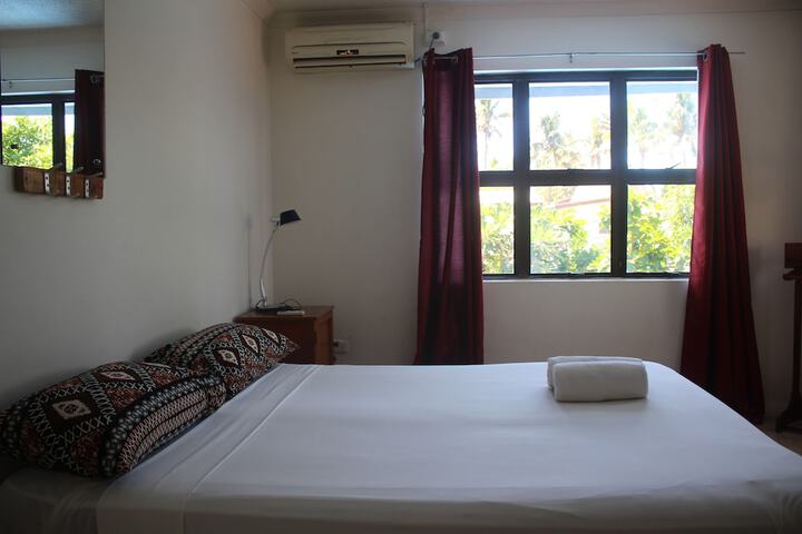 Room 13 of 43