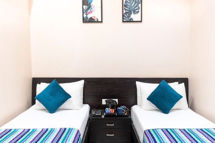 Room 37 of 102