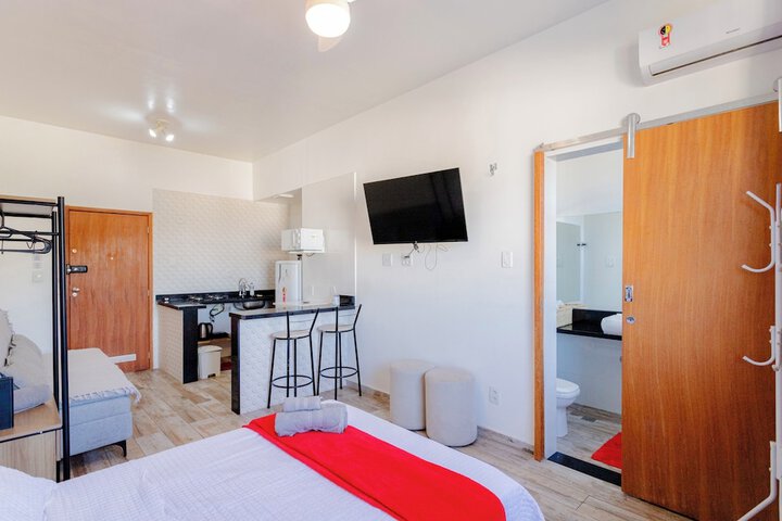 Room 4 of 27