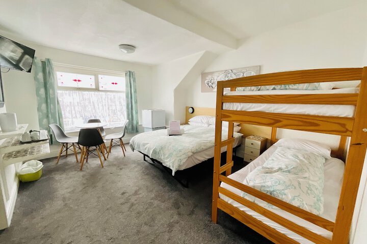 Room 44 of 131