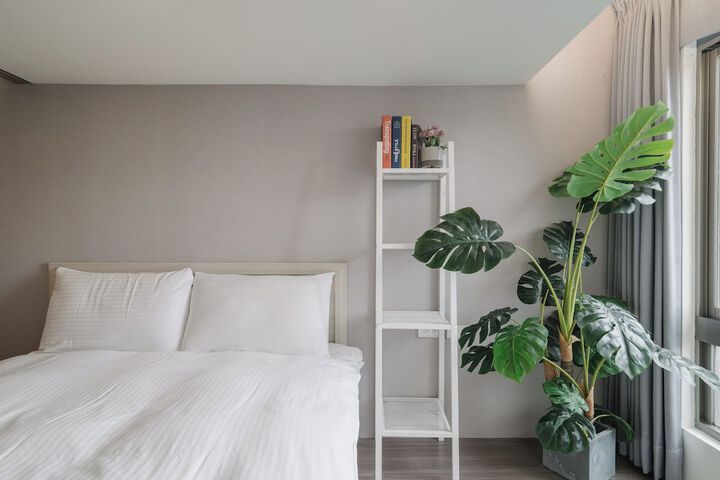 Room 55 of 110