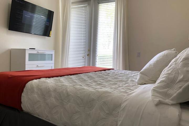 Room 5 of 26