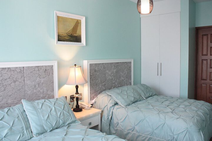 Room 26 of 80
