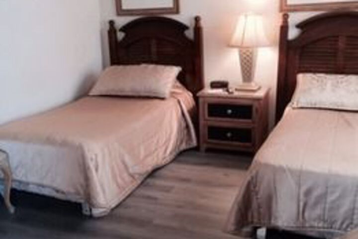 Room 45 of 171