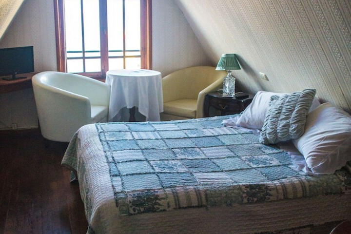 Room 6 of 95