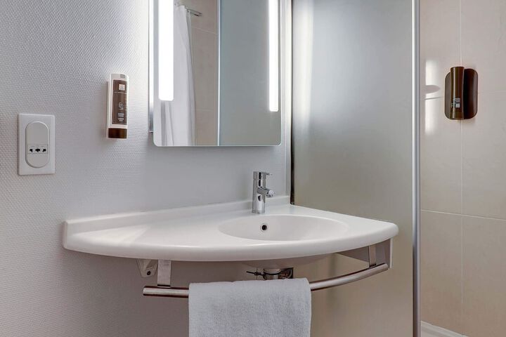 Clean Restrooms