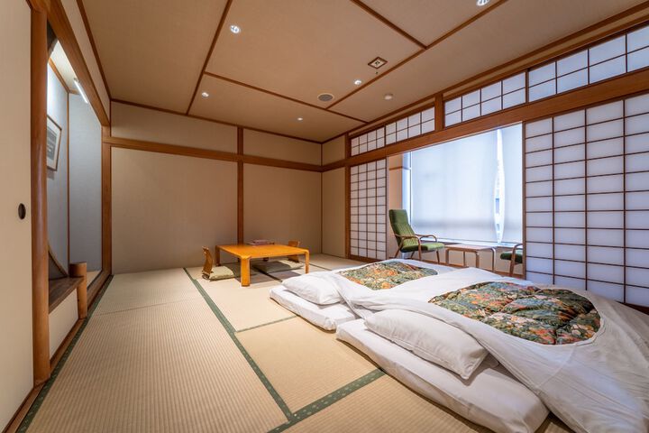 Room 18 of 73