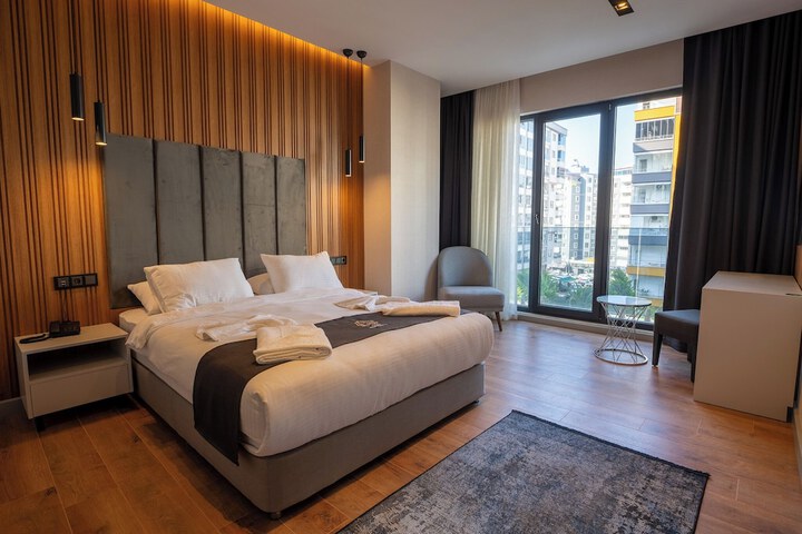 Room 34 of 45