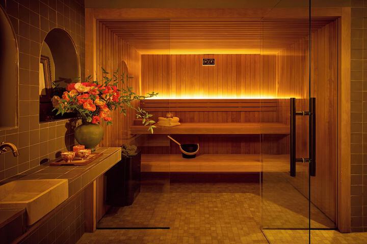 Spa 64 of 79
