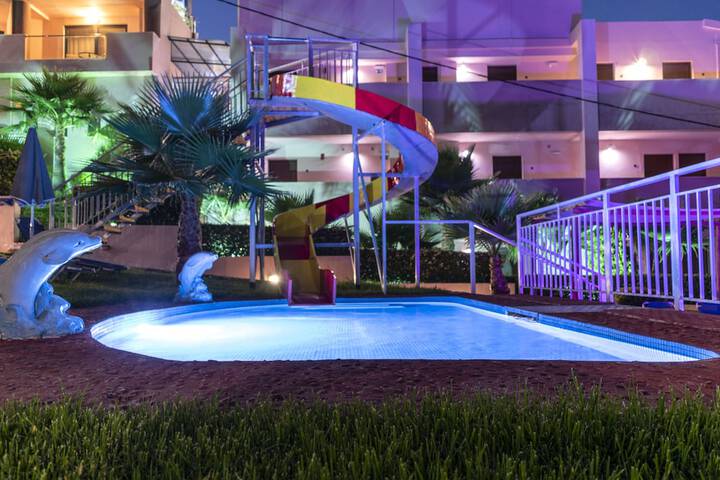 Pool 22 of 52