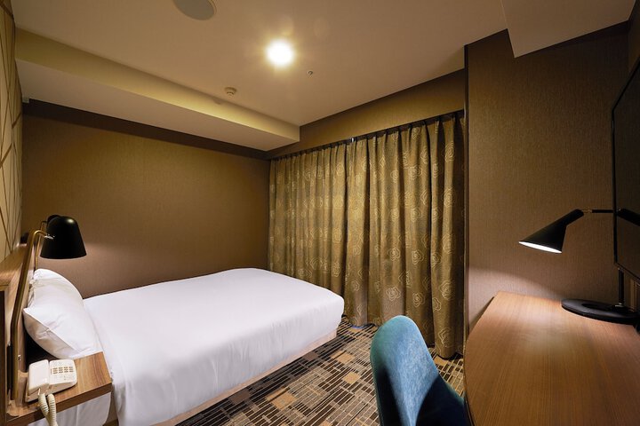Room 14 of 41