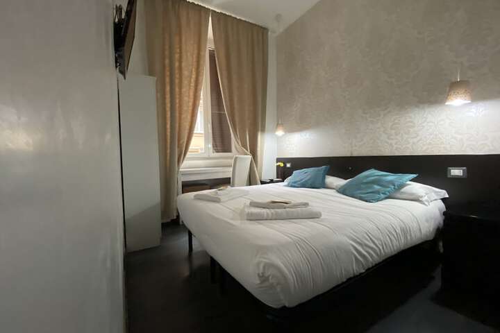 Room 20 of 53