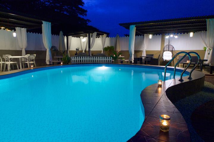 Hotel with Pool