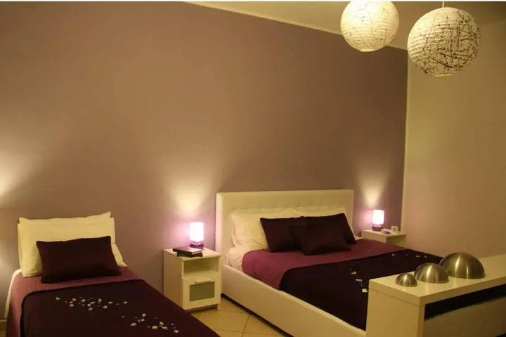Room 3 of 11
