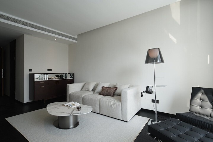 Room 12 of 45