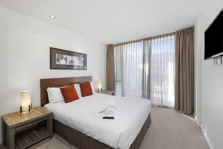 Room 28 of 70