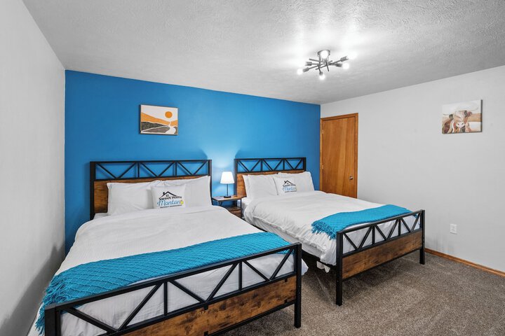 Room 17 of 43